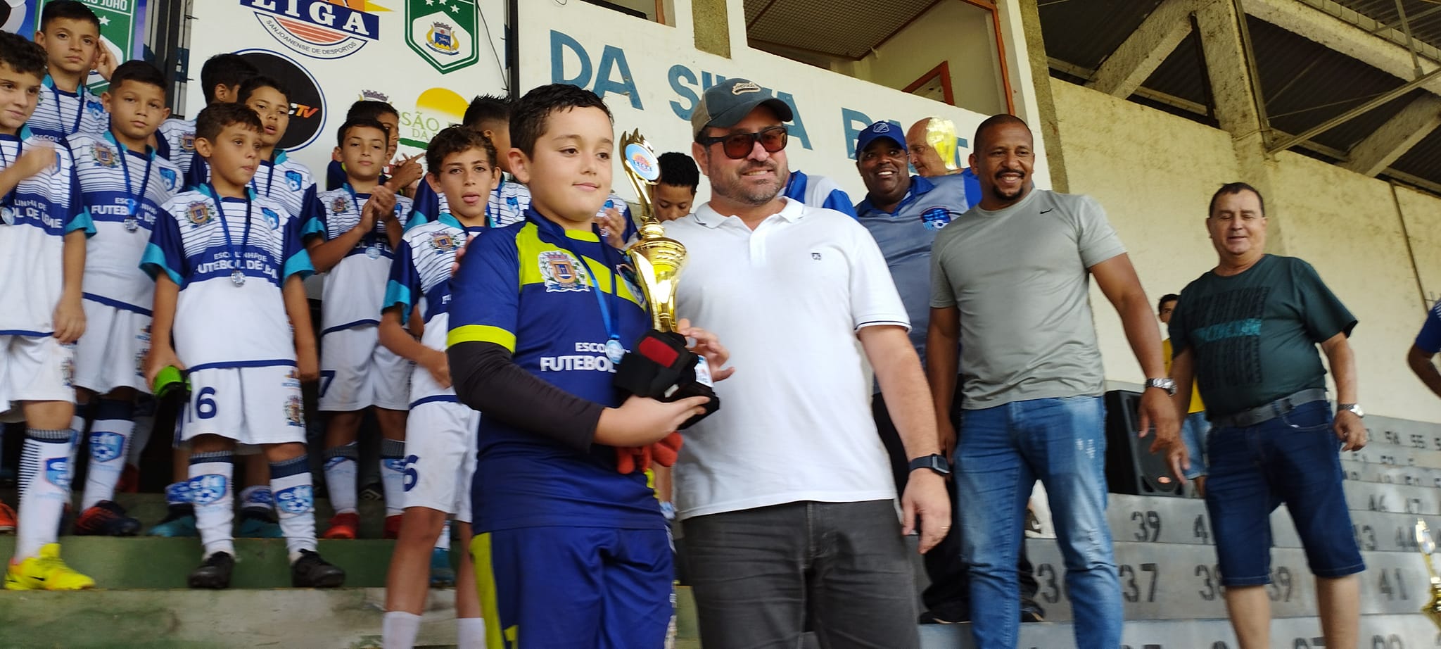 SUB11 ENTREGA TROFÉU VICE CAMPEÃO