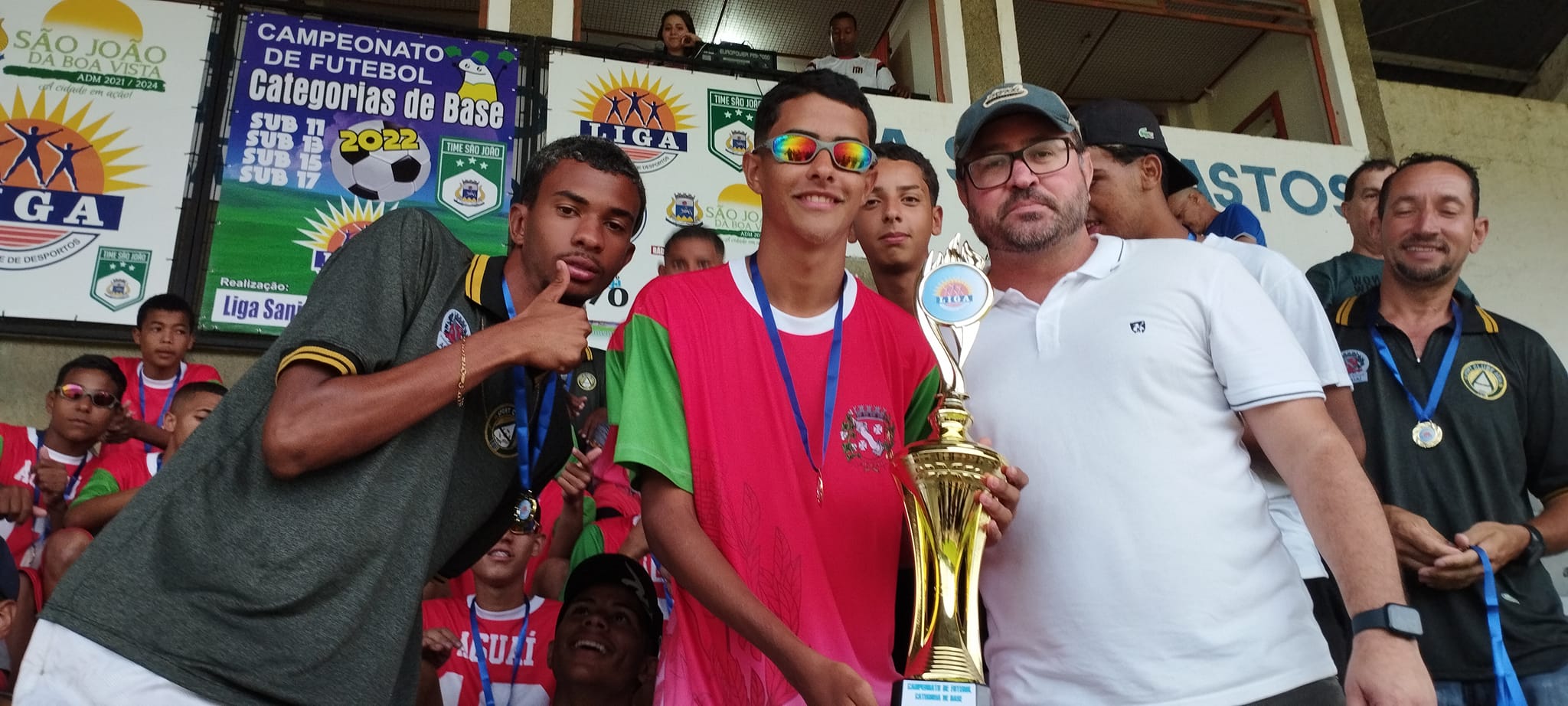 SUB15 ENTREGA TROFÉU CAMPEÃO