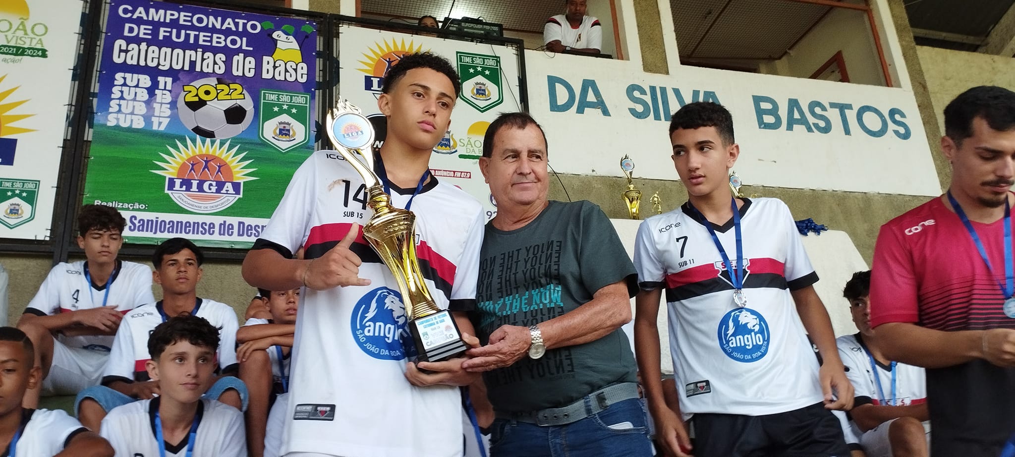 SUB15 ENTREGA TROFÉU VICE CAMPEÃO