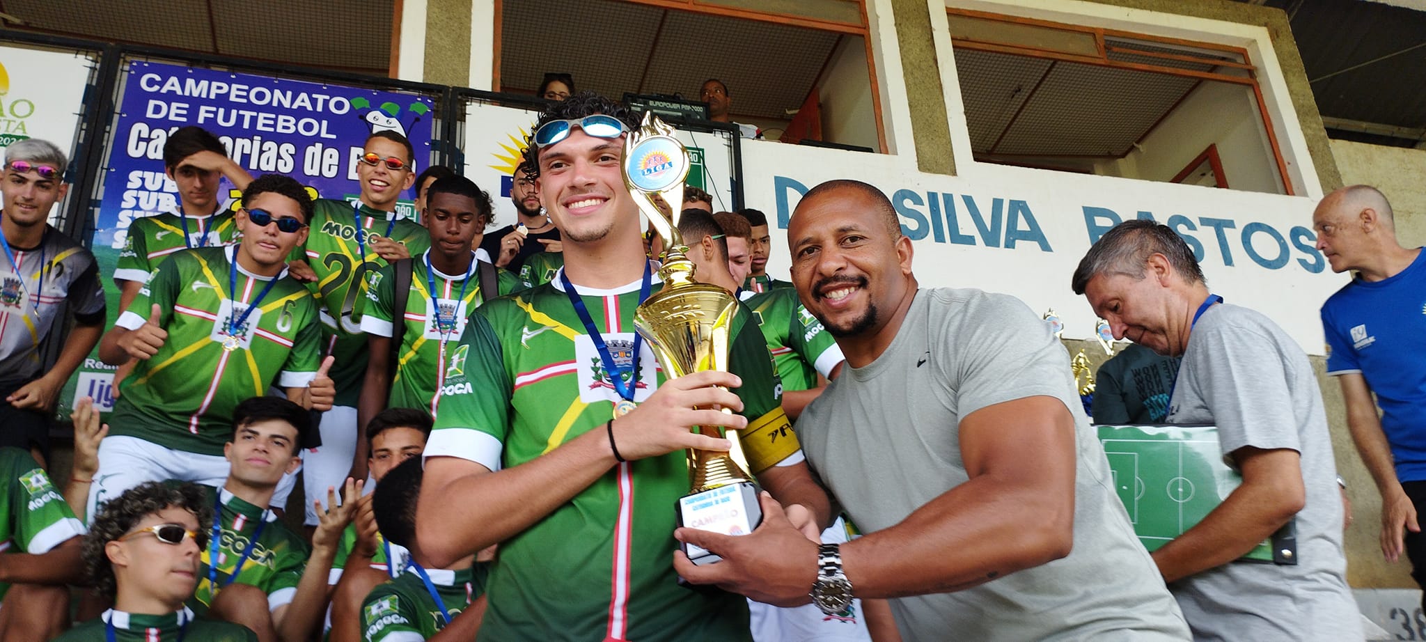 SUB17 ENTREGA TROFÉU CAMPEÃO